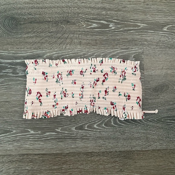 Xhilaration Swim Target Floral Swimsuit - Picture 3 of 8